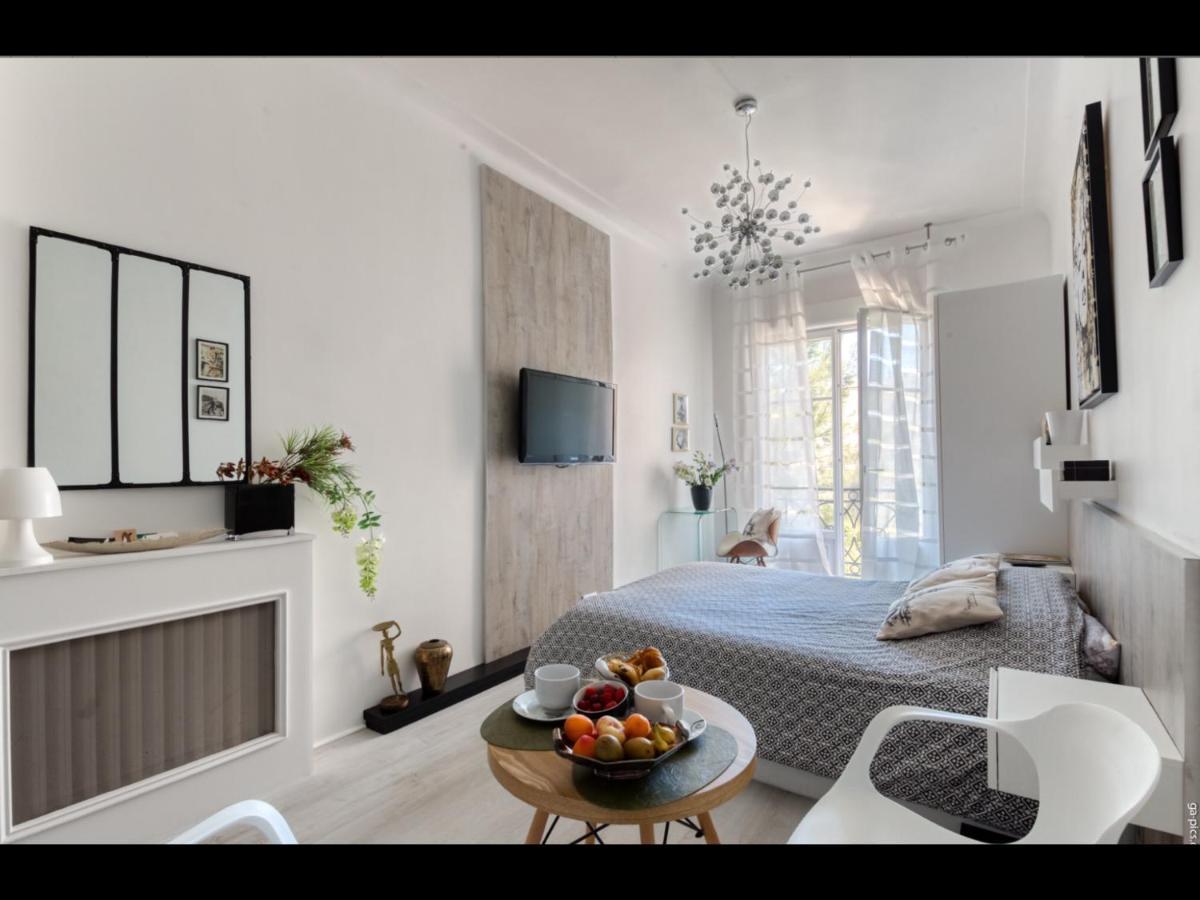 La Croisette - Superbe Studio Au Mythique Palais Miramar Cannes Bagian luar foto