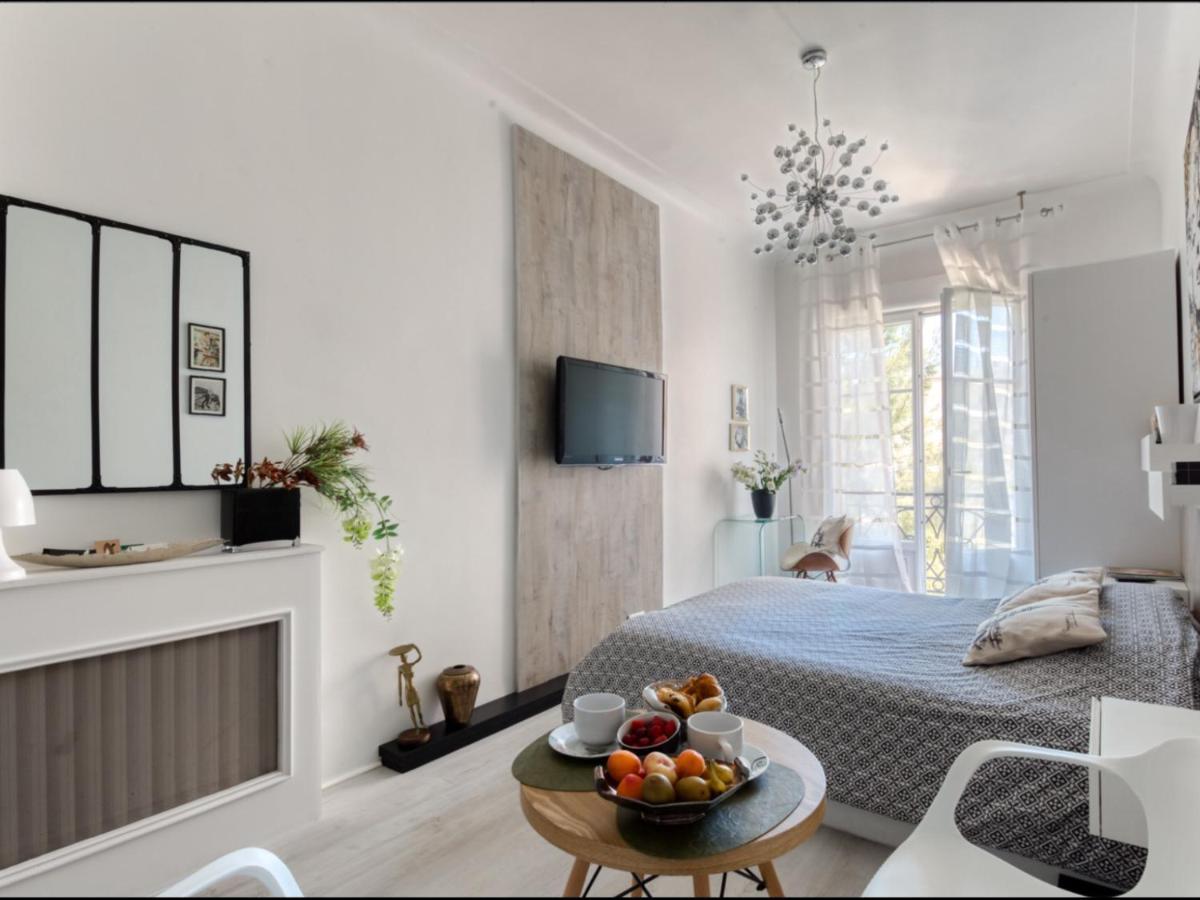 La Croisette - Superbe Studio Au Mythique Palais Miramar Cannes Bagian luar foto