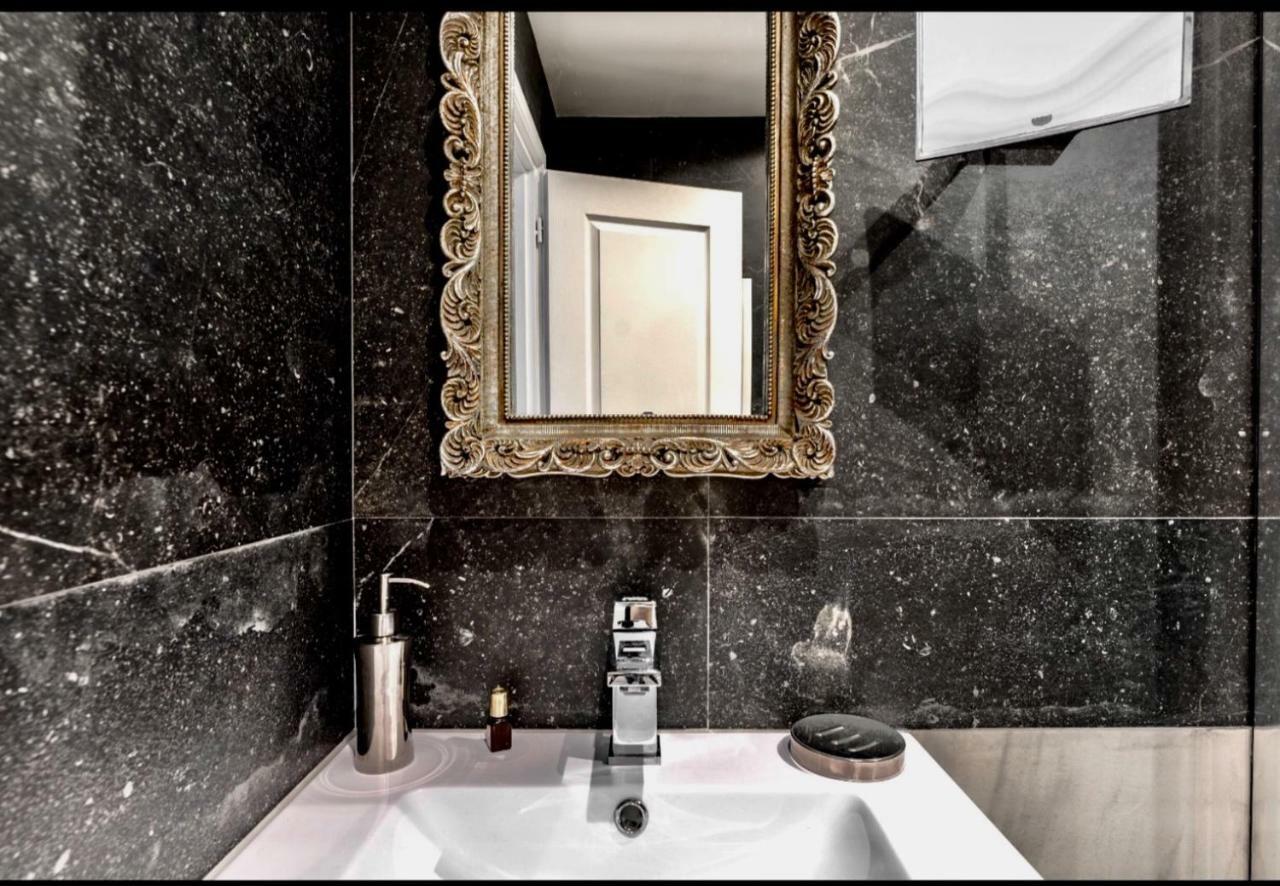 La Croisette - Superbe Studio Au Mythique Palais Miramar Cannes Bagian luar foto